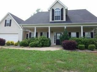 528 Chambers Rd, Commerce, GA 30530