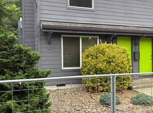 1721 SE Clinton St, Portland, OR 97202