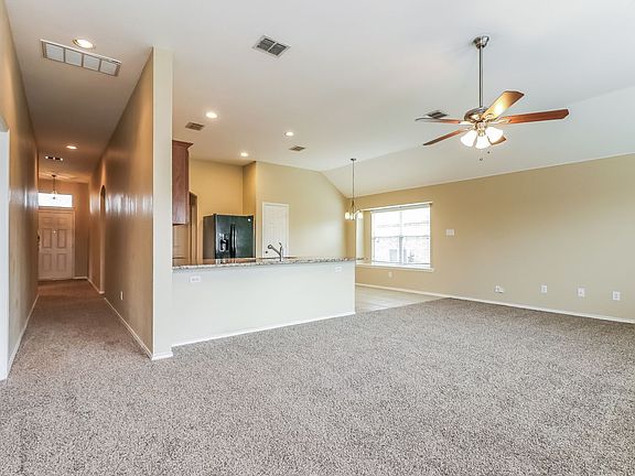 5th image of 1245 Spanish Moss Dr