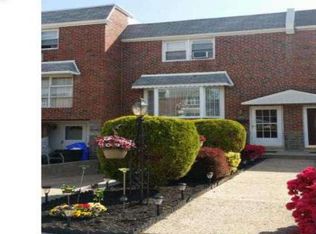 2839 Tolbut St, Philadelphia, PA 19136