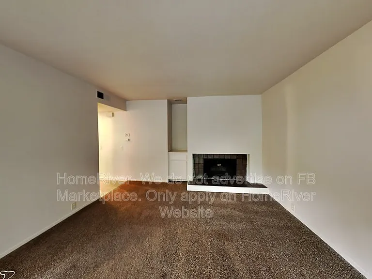 6220 Gloria Dr #1 — Photo 4