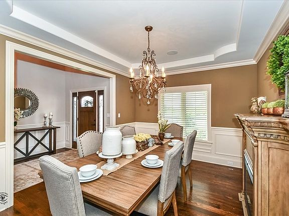 4th image of 22921 S Dublin Ct