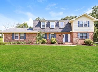 107 Meadowbrook Dr, Mauldin, SC 29662