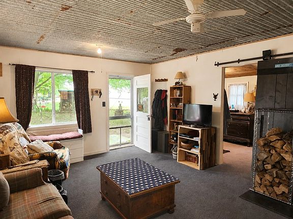 2nd image of 6242 Beech Dr