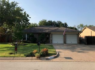 4003 Windy Meadow Ct, Arlington, TX 76017