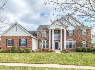 17691 Westhampton Woods Dr, Chesterfield, MO 63005