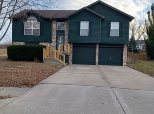 6905 NE 113th Ter, Kansas City, MO 64156