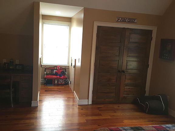 5th image of 12172 128th St