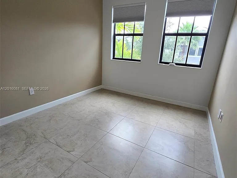5810 NW 104th Path #5810 — Photo 32