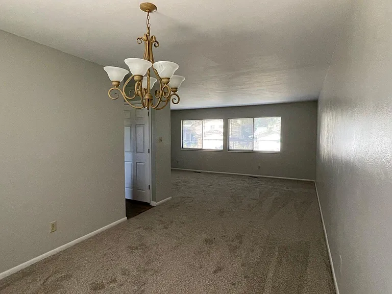 3231 S Sedalia Way — Photo 4