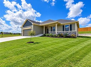 7905 Hoot Owl St, Blue Springs, MO 64014