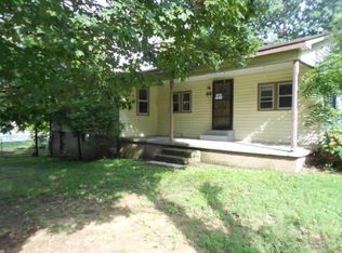 7686 Brooklyn Rd, Radford, VA 24141