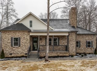 2026 Beaver Ridge Dr, White Bluff, TN 37187