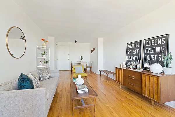 Sold by Compass | media 2