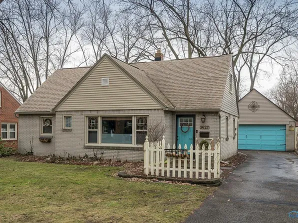 5627 Elliott Dr, Sylvania, OH 43560