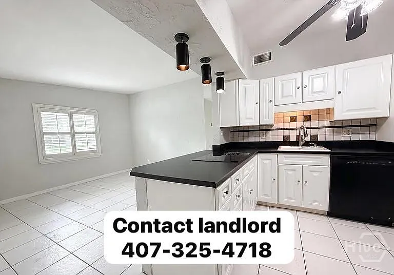 5655 Kimbrell Dr S — Photo 11