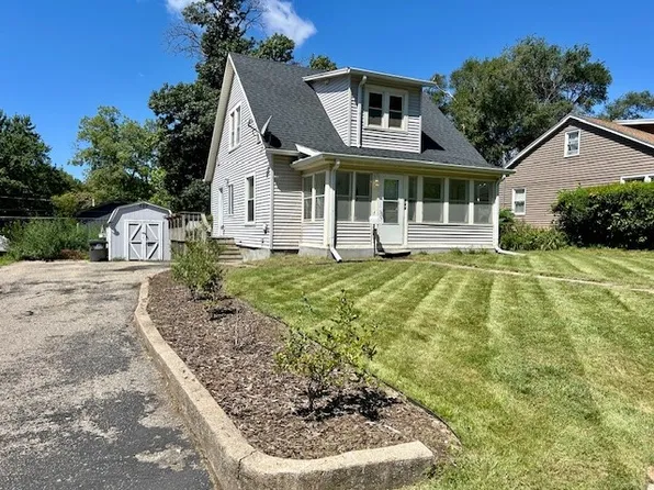 724 24th St, Des Moines, IA 50312