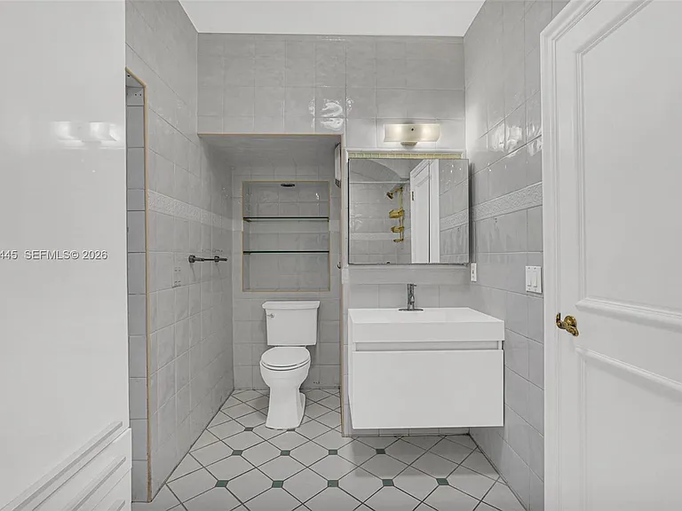 244 SW 28th Rd — Photo 66