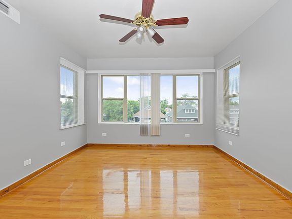 3rd image of 6057-59 S California Ave #6059-2