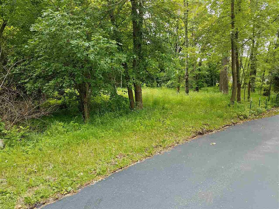 2nd image of N4516 Fox River Dr