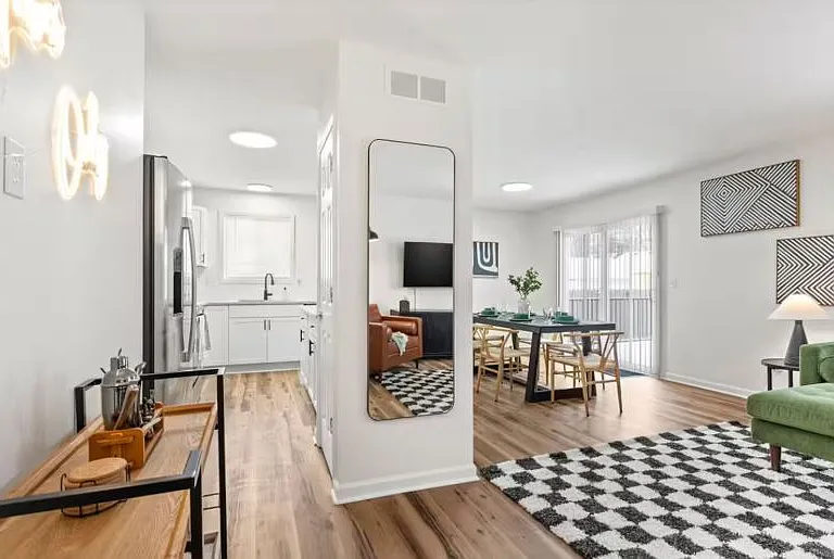 21737 Wheeler St — Photo 2