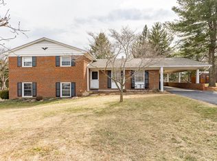 310 Sussex Dr, Staunton, VA 24401