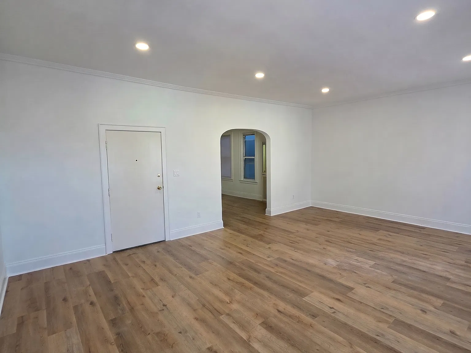 78 Main St — Photo 3
