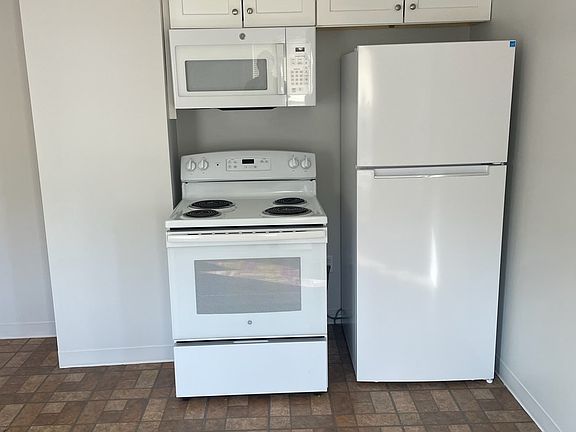 4th image of 40 Union St #1L