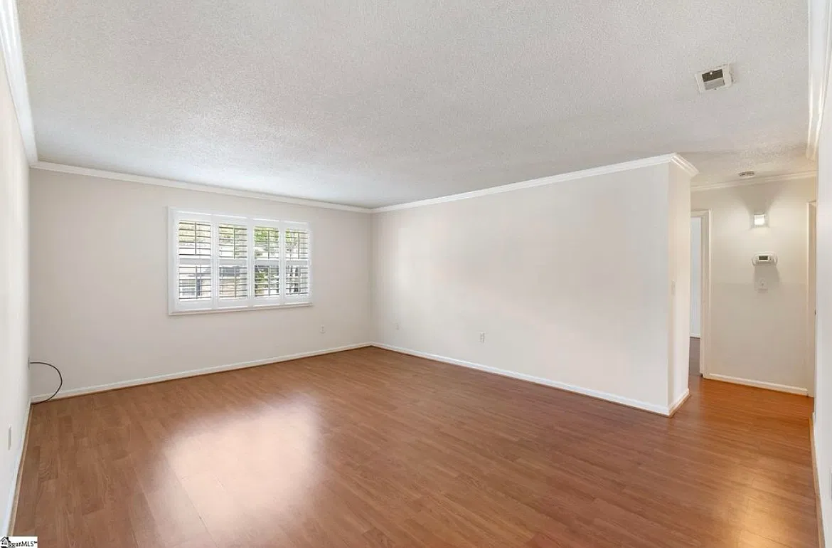 925 Cleveland St — Photo 2