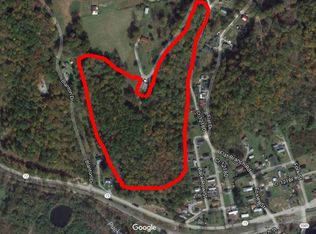 343 Flat Branch Rd, Pathfork, KY 40863