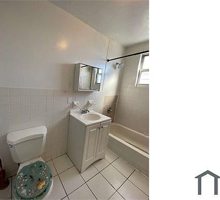 3rd image of 121 Elm St APT 3L