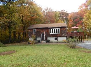 45 Cove Rd, Lunenburg, MA 01462