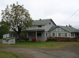 1975 Hamilton Ln, Grants Pass, OR 97527