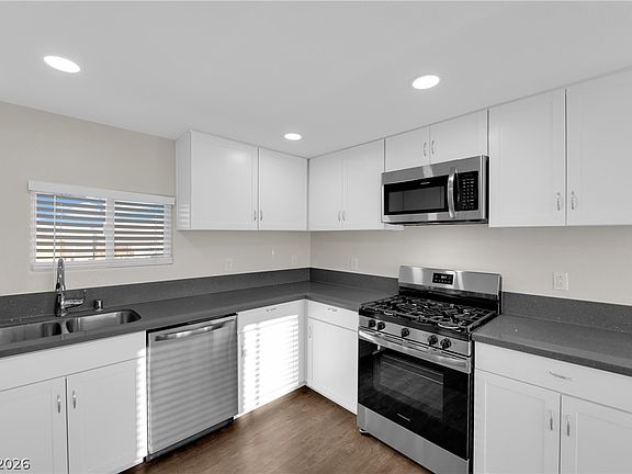 5th image of 420 Pueblo Pl