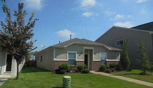 2nd image of 11910 Princess Garden Way