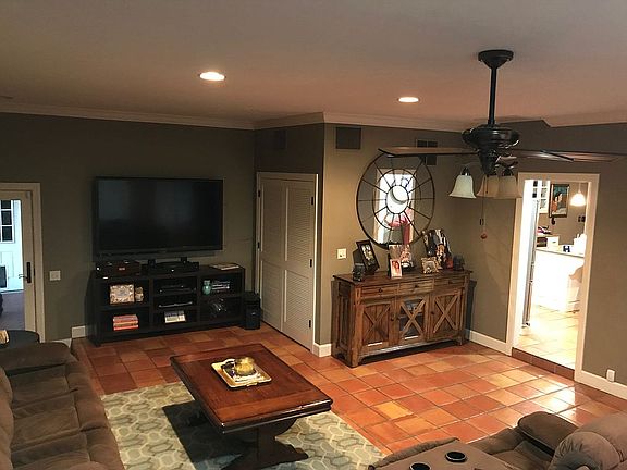 2nd image of 621 Country Club Est