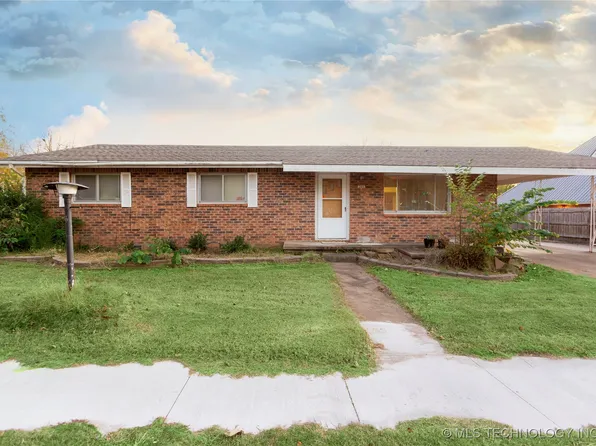 200 W Blair Ave, Wilburton, OK 74578