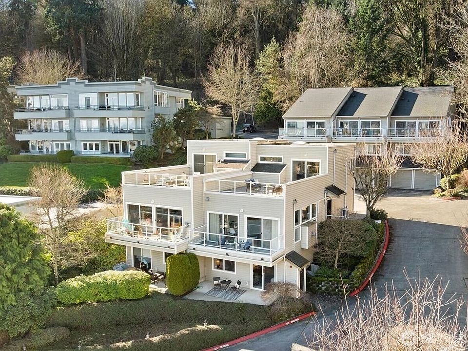 1st image of 2325 Harbor Avenue SW #B1