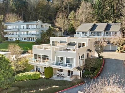2325 Harbor Avenue SW #B1, Seattle, WA, 98126