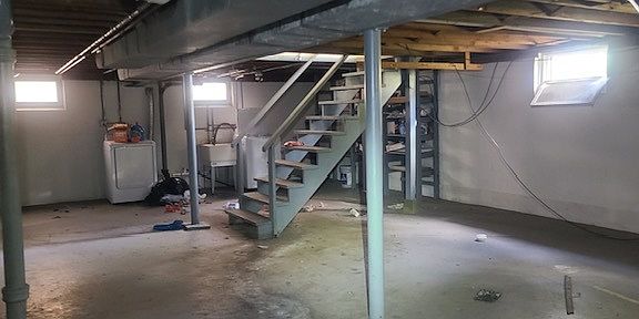 4th image of 403 Clyde Ave
