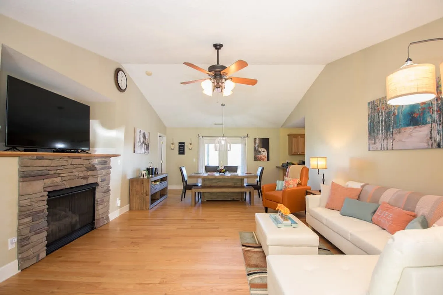 4 bed, 2.0 bath, 1625 sqft, $4,498 — Photo 1