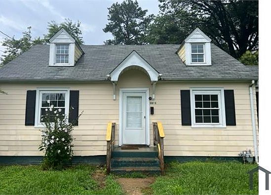 1st image of 3915 Larchmont Ln