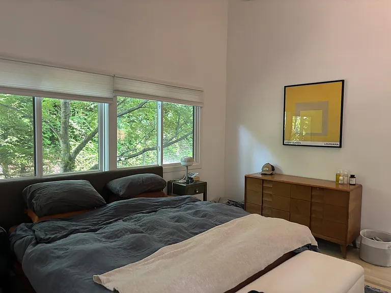 8 Wooded Oak Ln — Photo 12