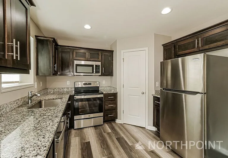 21808 Massa Cir — Photo 6