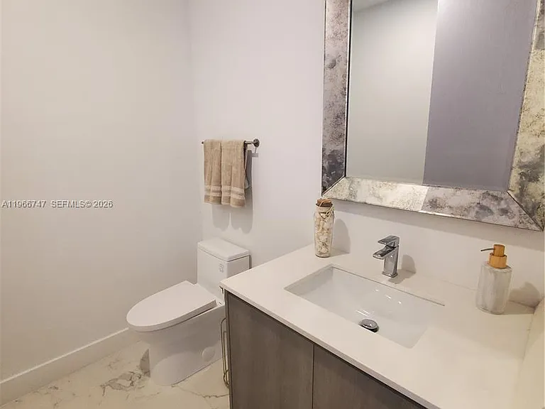 17550 Collins Ave #1402 — Photo 14
