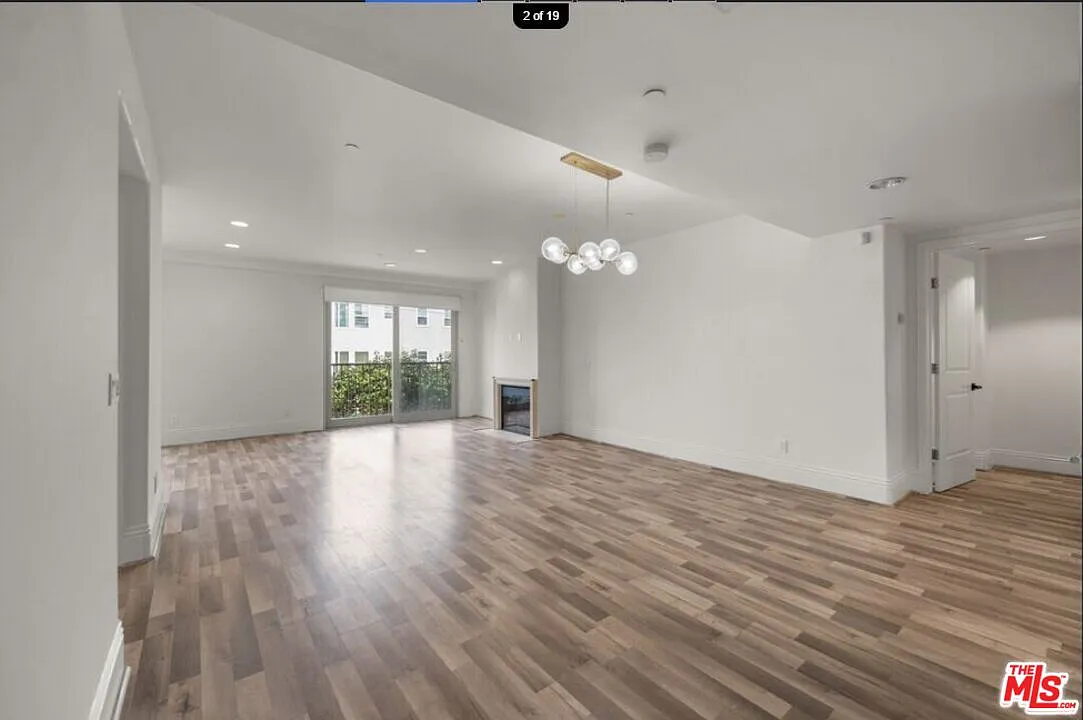 3 bed, 2.0 bath, 1530 sqft, $3,500 — Photo 2