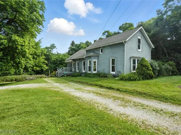 11268 Mayfield Rd, Chardon, OH 44024