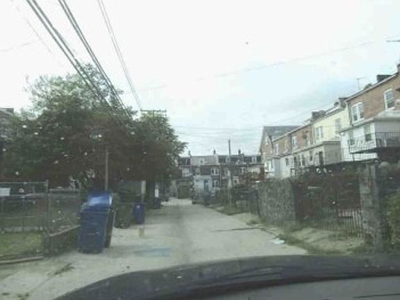 2nd image of 614 N Augusta Ave