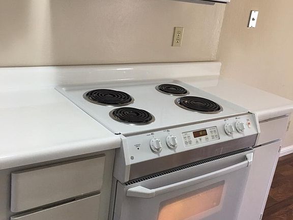 Kitchen oven/microwave