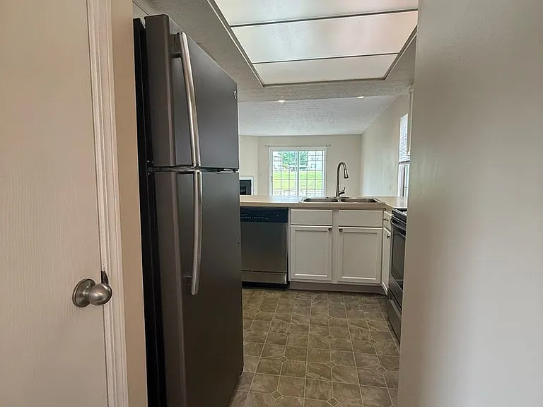 5931 Shadow Lake Cir — Photo 8